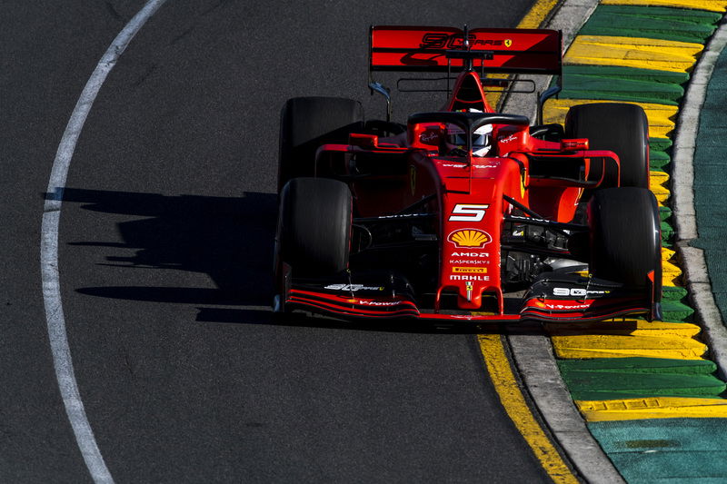 Terzo a sette decimi Sebastian Vettel