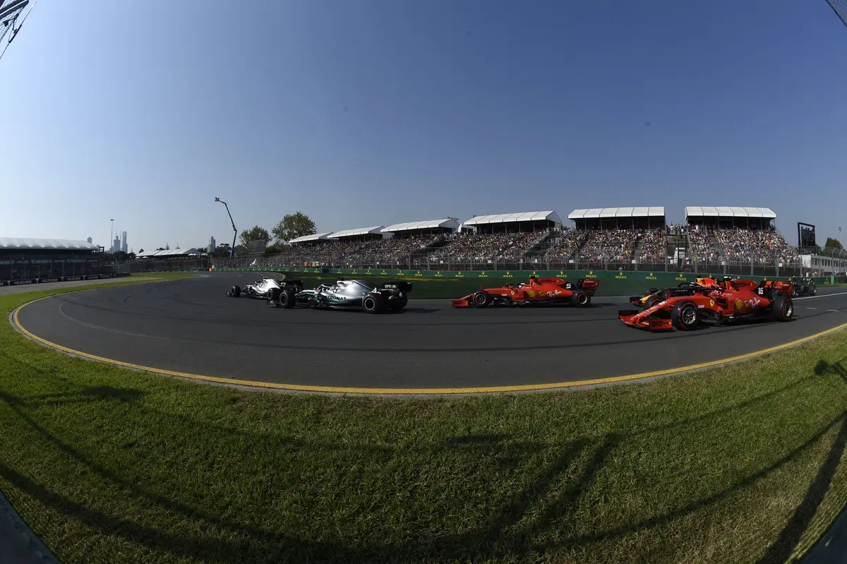 F1, GP Australia 2019: vince Bottas. Quarto Vettel (37)