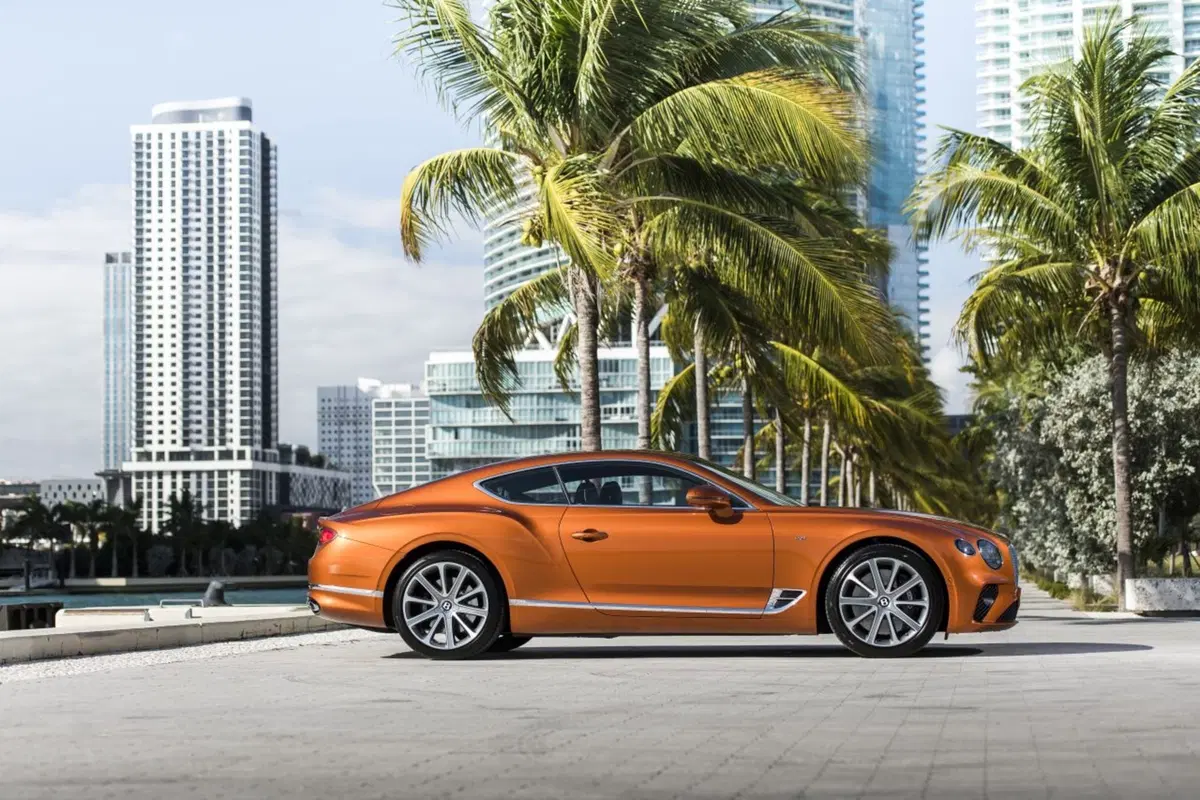 Bentley Continental GT V8, le nuove coupé e cabrio (5)