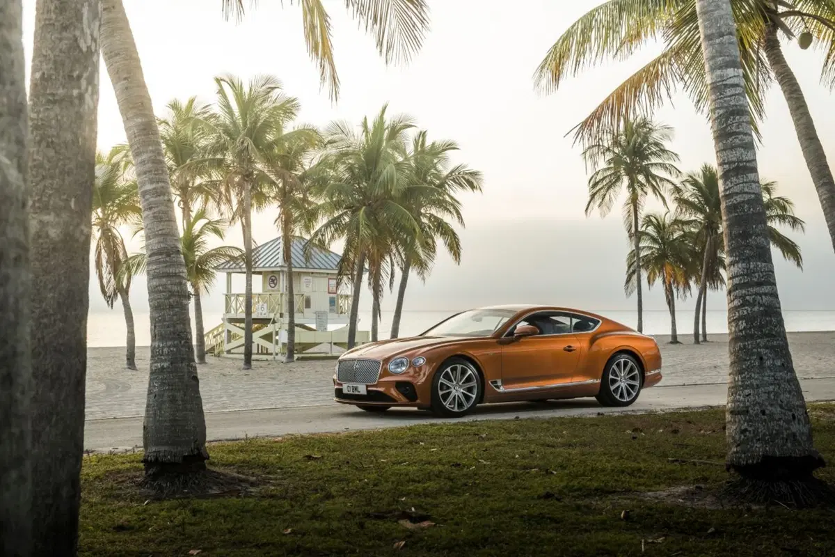 Bentley Continental GT V8, le nuove coupé e cabrio (9)