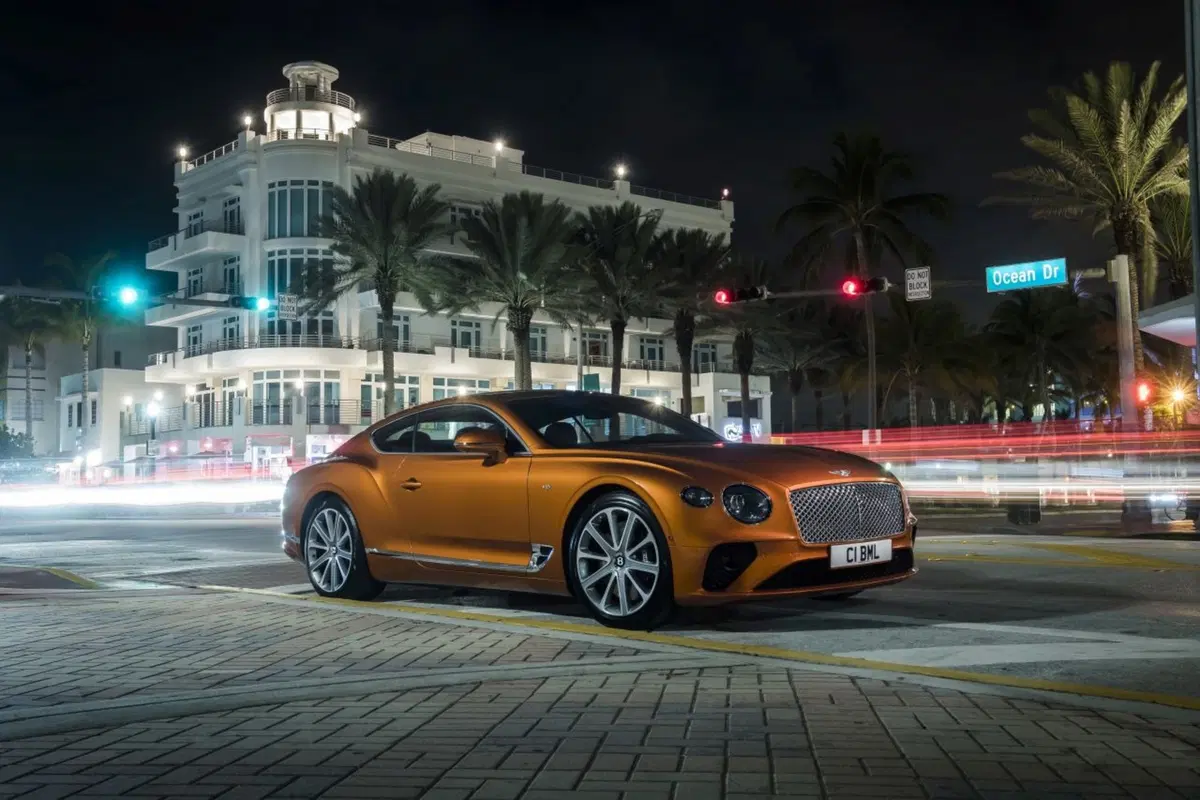 Bentley Continental GT V8, le nuove coupé e cabrio (18)