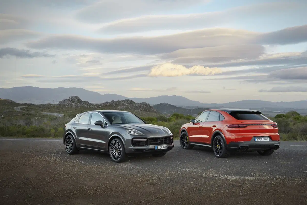 Nuovo SUV sportivo Porsche: la Cayenne diventa Coup&eacute; [foto gallery]