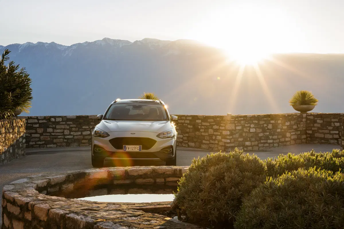 Ford Focus Active 2019, gamma completa e... più alta