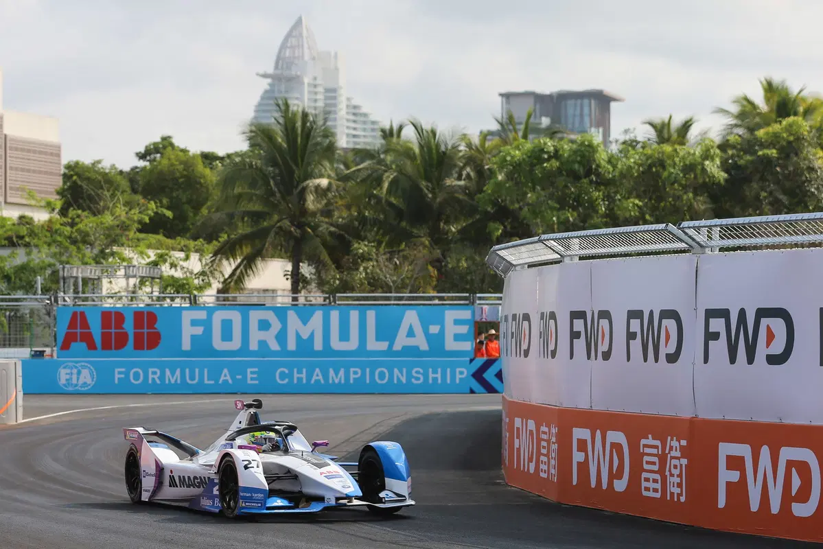 Formula E, ePrix di Sanya: vince Vergne (5)