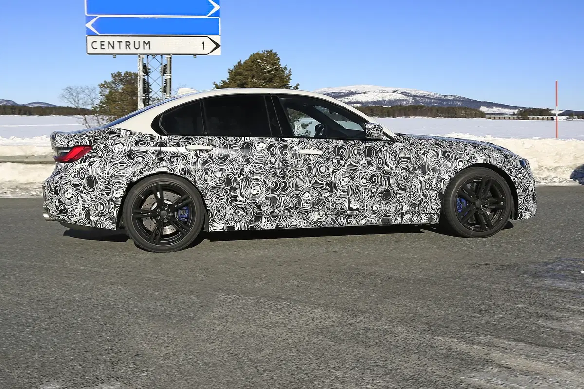 BMW M3 2020: avvistata ancora (Foto spia) (5)