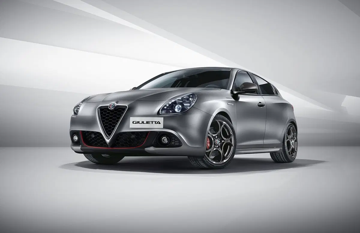 Hatchback europee a confronto: Alfa Romeo Giulietta 1.6 JTDm TCT Vs VW Golf 1.6 TDI DSG (8)