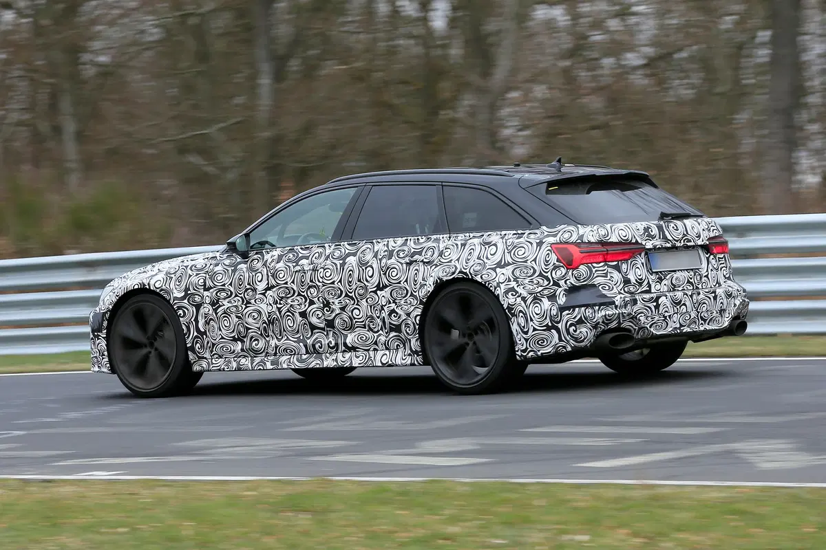 Audi RS6, in arrivo la prossima generazione  (3)