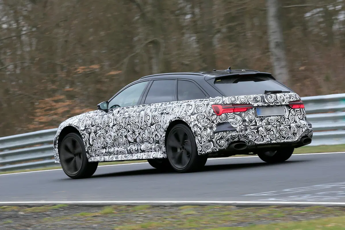 Audi RS6, in arrivo la prossima generazione  (11)