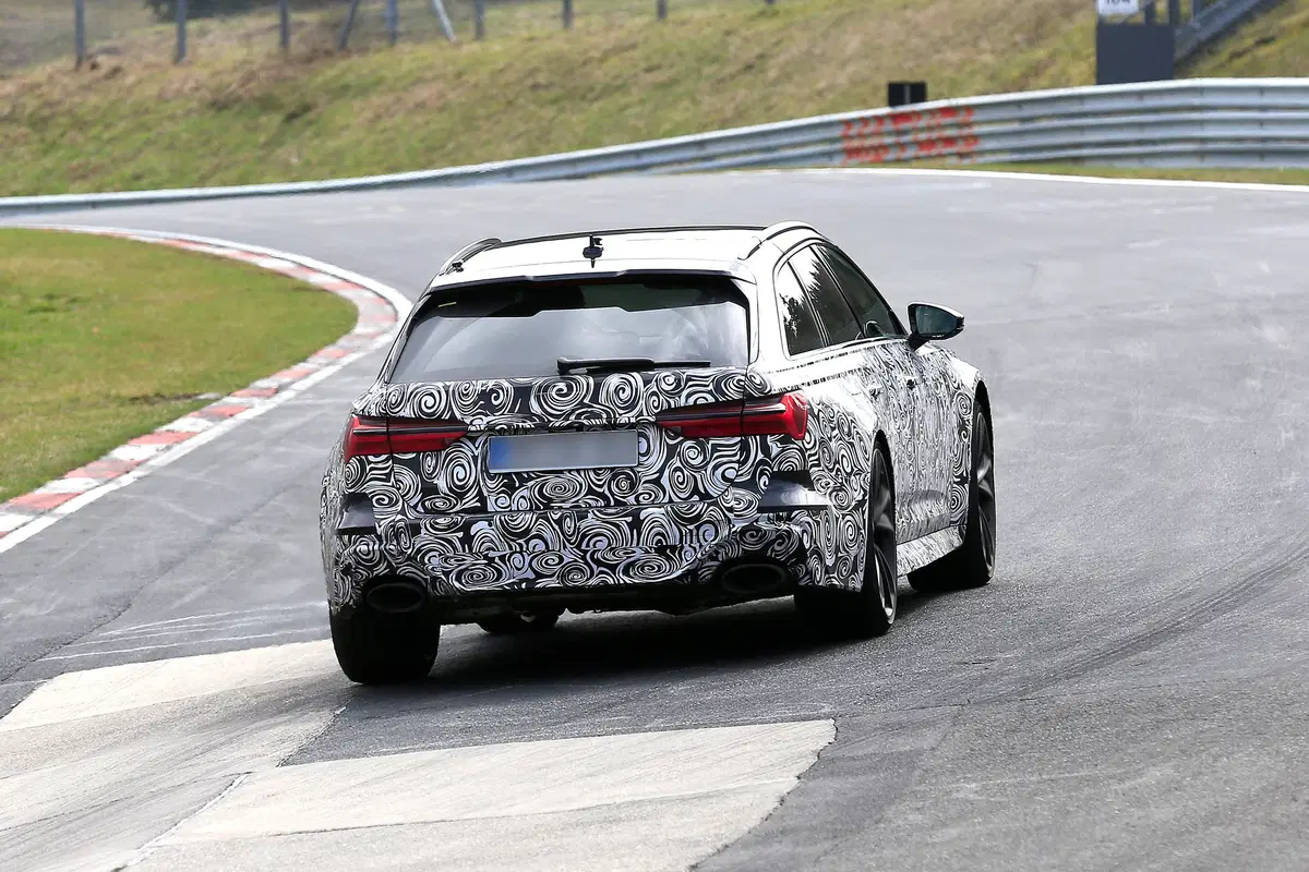 Audi RS6, in arrivo la prossima generazione  (16)