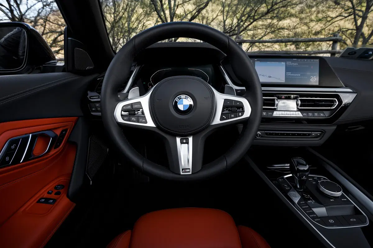 BMW Z4 2019, la roadster di lusso per la strada e la pista [Video] (11)