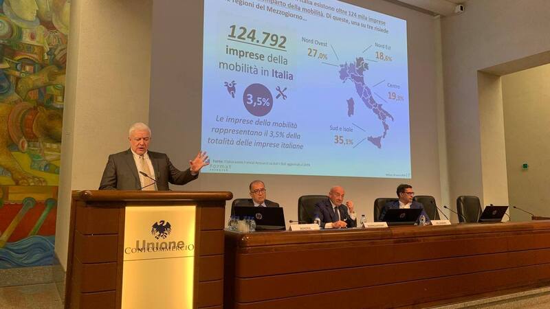 Prima il rinnovo del circolante e solo poi l&rsquo;elettrico, in citt&agrave;, senza scordare TIR e Treni