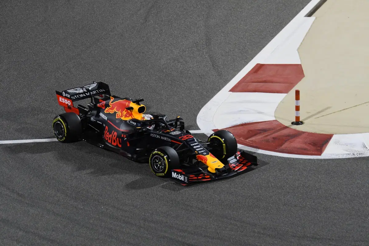 F1, GP Bahrain 2019: ecco com'è cambiata Sakhir in 15 anni (20)