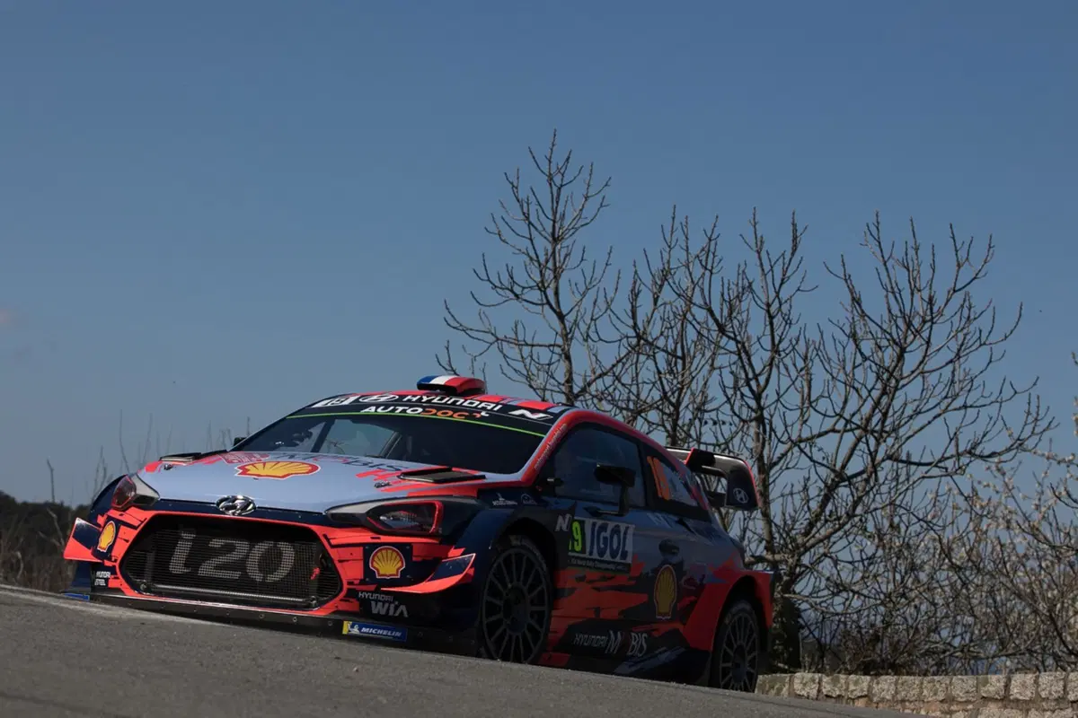 WRC19. Hyundai. Andrea Adamo: “Il mio stile di comando? Guardare negli occhi!” (6)