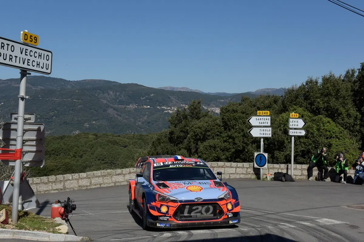 WRC19. Hyundai. Andrea Adamo: “Il mio stile di comando? Guardare negli occhi!” (9)