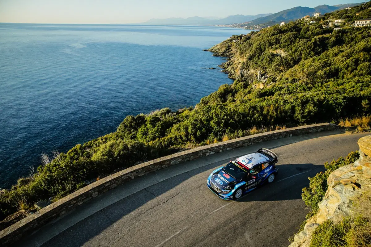 WRC19. Corsica. Neuville-Hyundai: il giorno del risveglio (19)