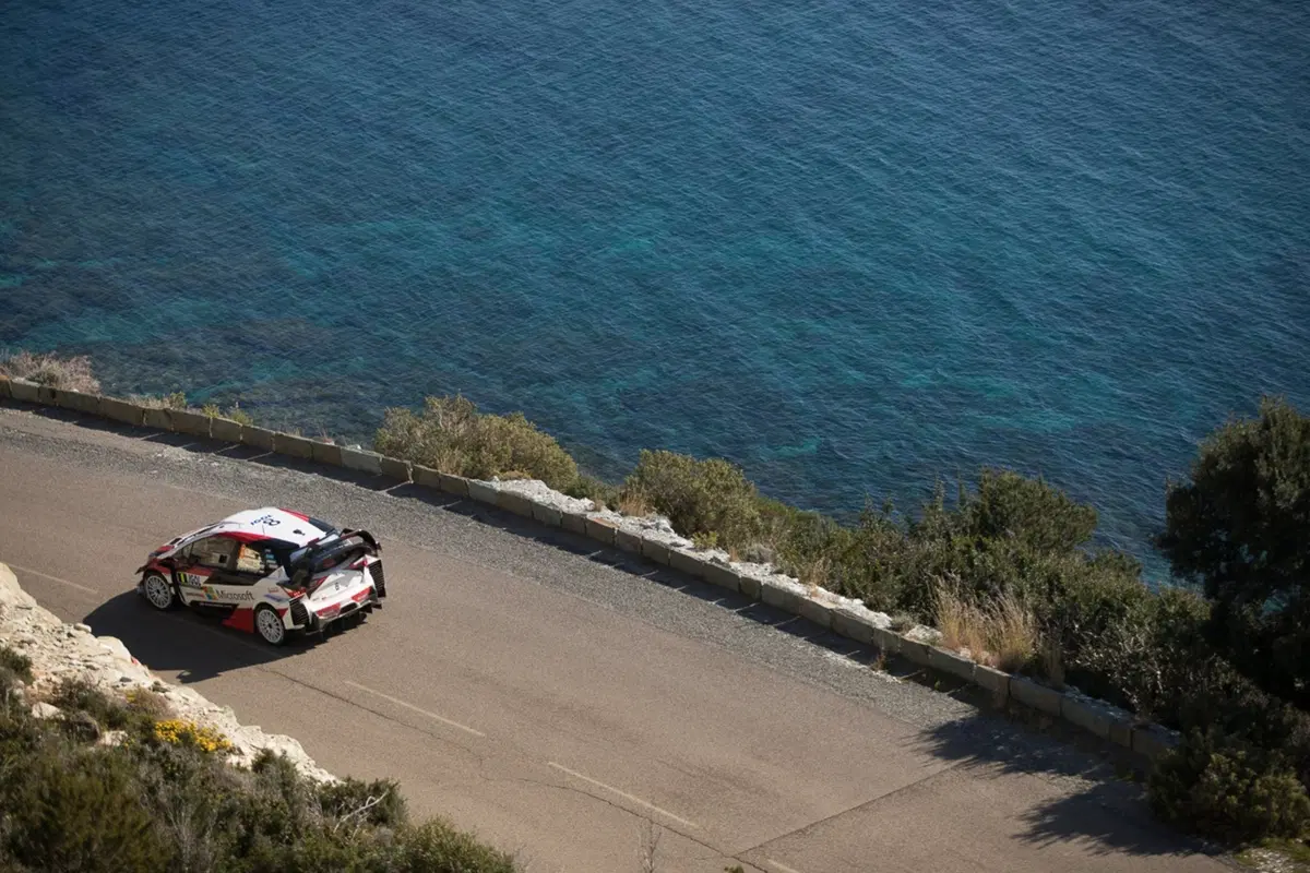 WRC19. Corsica. Neuville-Hyundai: il giorno del risveglio (65)