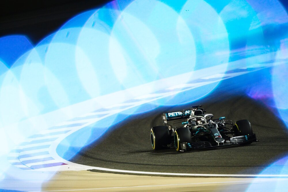 Mercedes deludente a Sakhir: Hamilton e Bottas partiranno dalla seconda fila