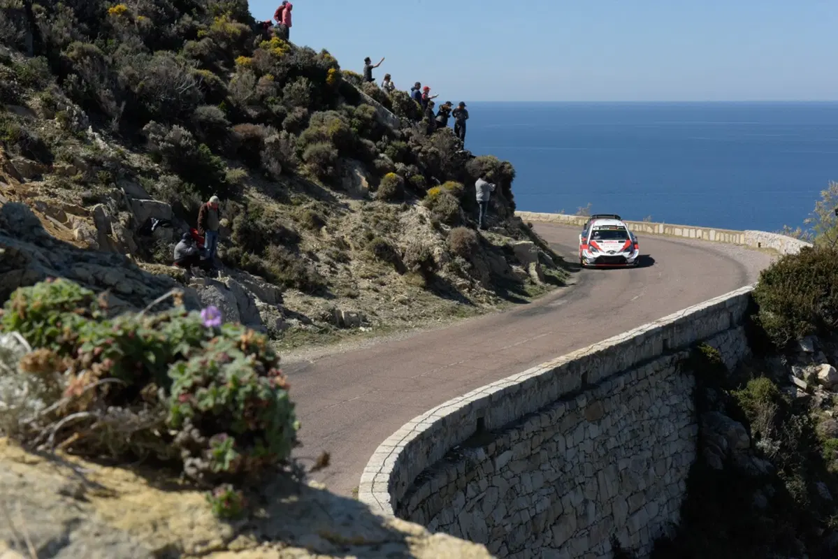 WRC19. Corsica. Apoteosi Neuville Hyundai, “dramma” Evans (8)