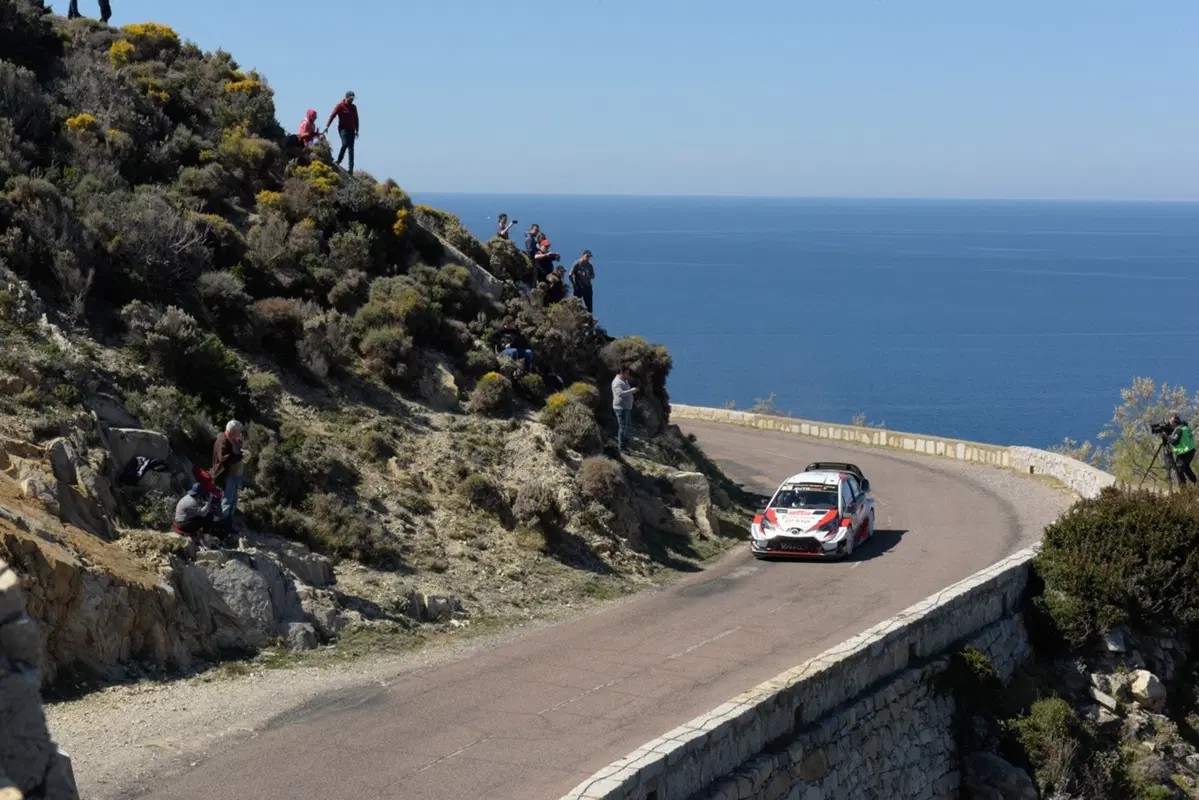 WRC19. Corsica. Apoteosi Neuville Hyundai, “dramma” Evans (11)