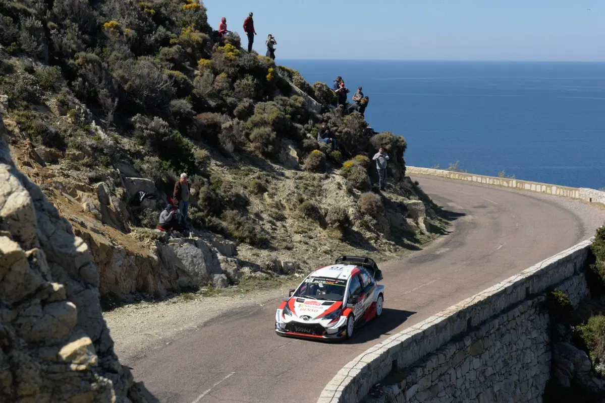 WRC19. Corsica. Apoteosi Neuville Hyundai, “dramma” Evans (14)