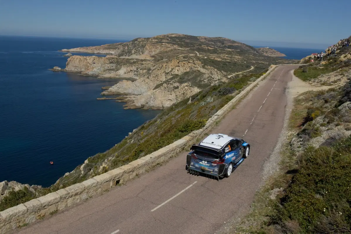 WRC19. Corsica. Apoteosi Neuville Hyundai, “dramma” Evans (15)