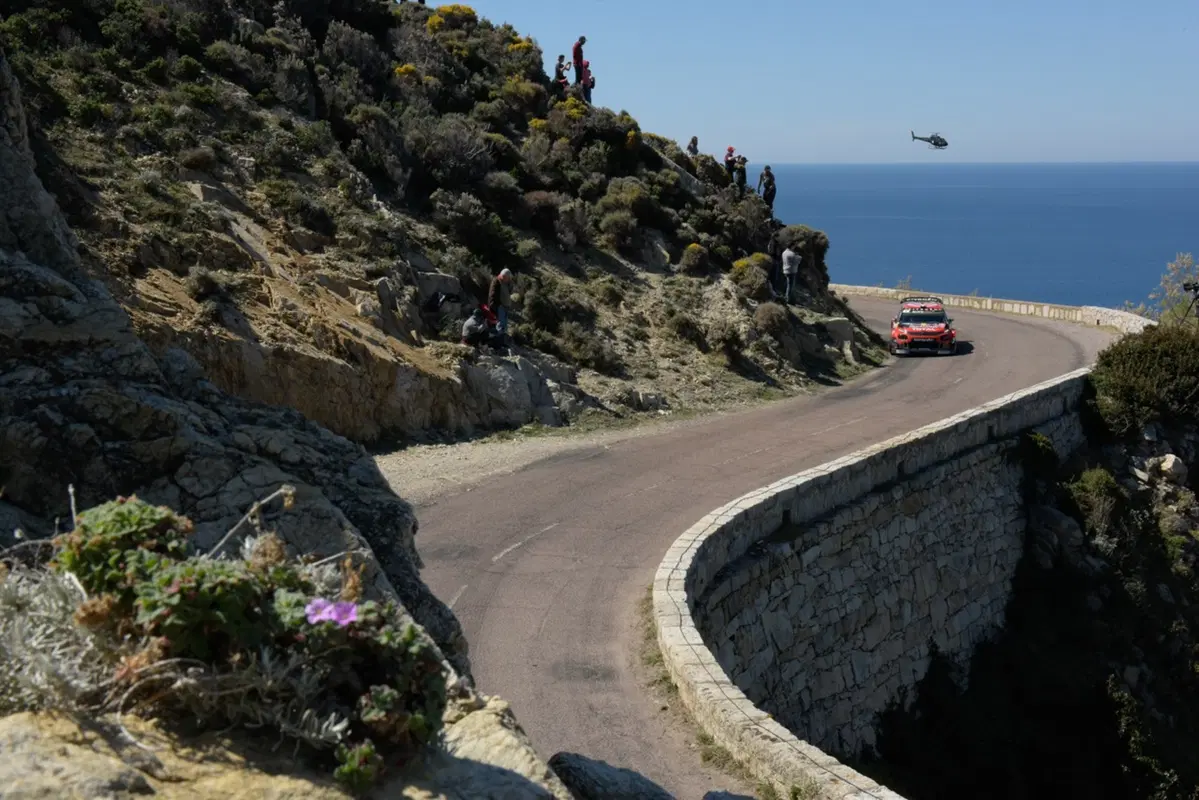 WRC19. Corsica. Apoteosi Neuville Hyundai, “dramma” Evans (16)