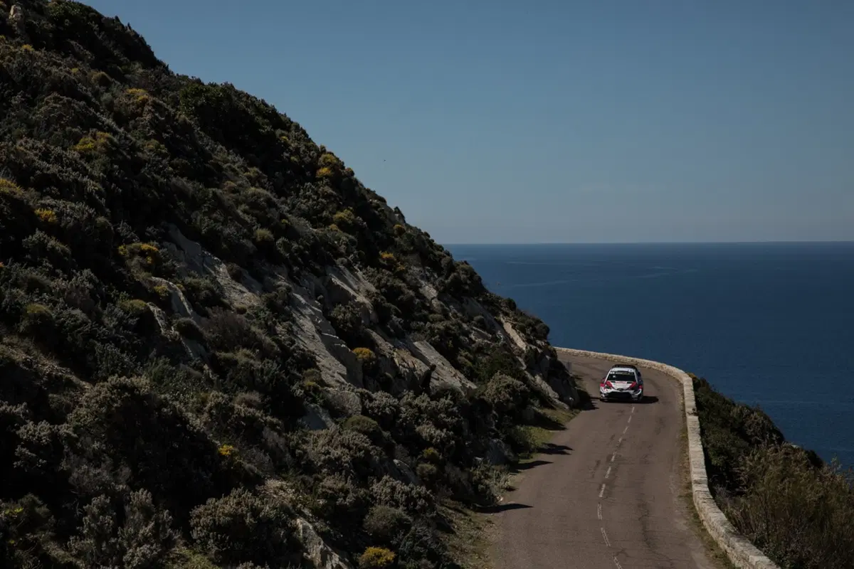 WRC19. Corsica. Apoteosi Neuville Hyundai, “dramma” Evans (37)