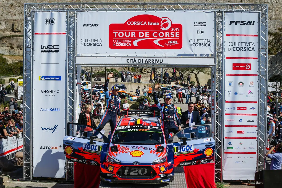 WRC19. Corsica. Apoteosi Neuville Hyundai, “dramma” Evans (38)
