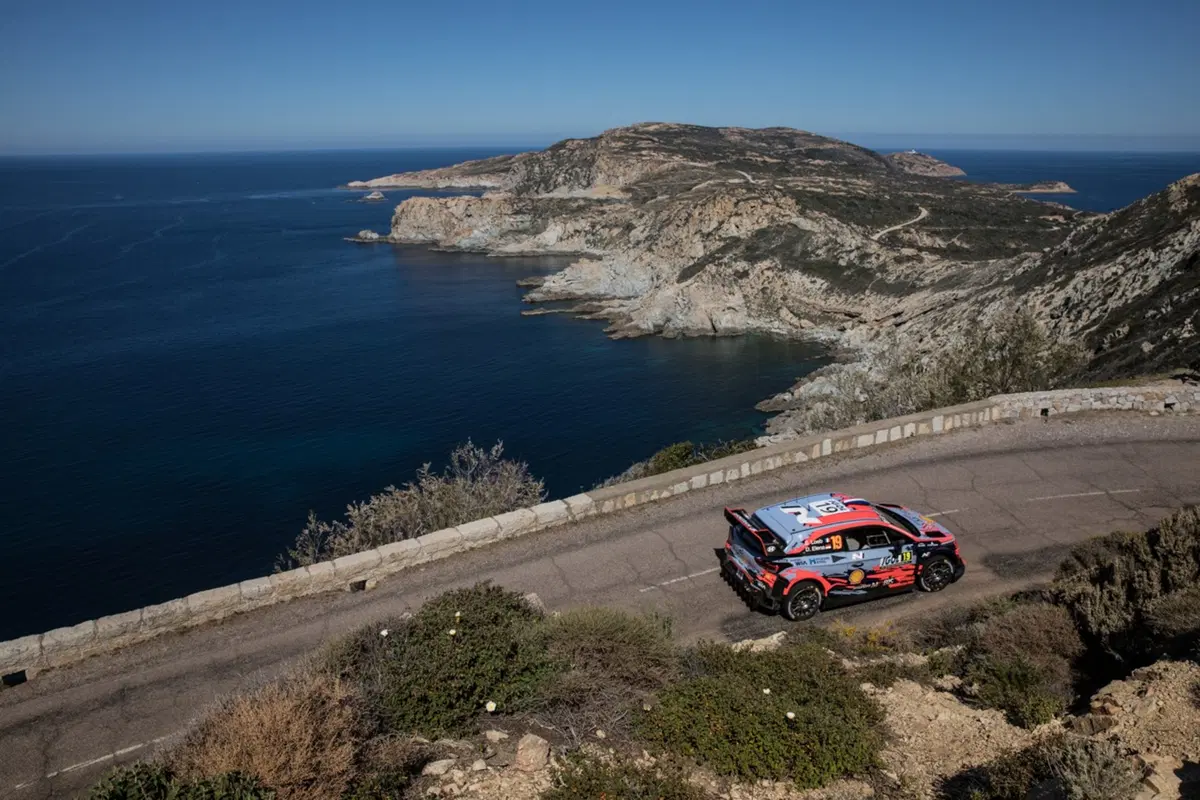 WRC19. Corsica. Apoteosi Neuville Hyundai, “dramma” Evans (40)