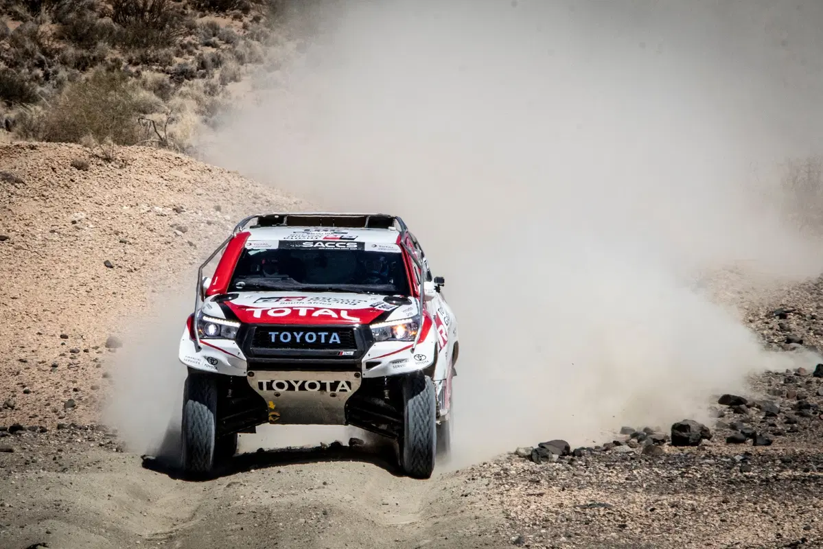 Dakar 2010. Alonso prova la Toyota Hilux. Dakar in vista? (6)