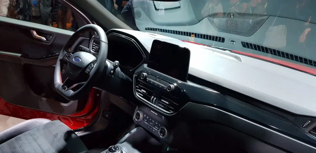Ford, Hybrid per tutti i gusti: ecco nuova Kuga, Explorer, Tourneo, Fiesta e Focus [video live] (8)