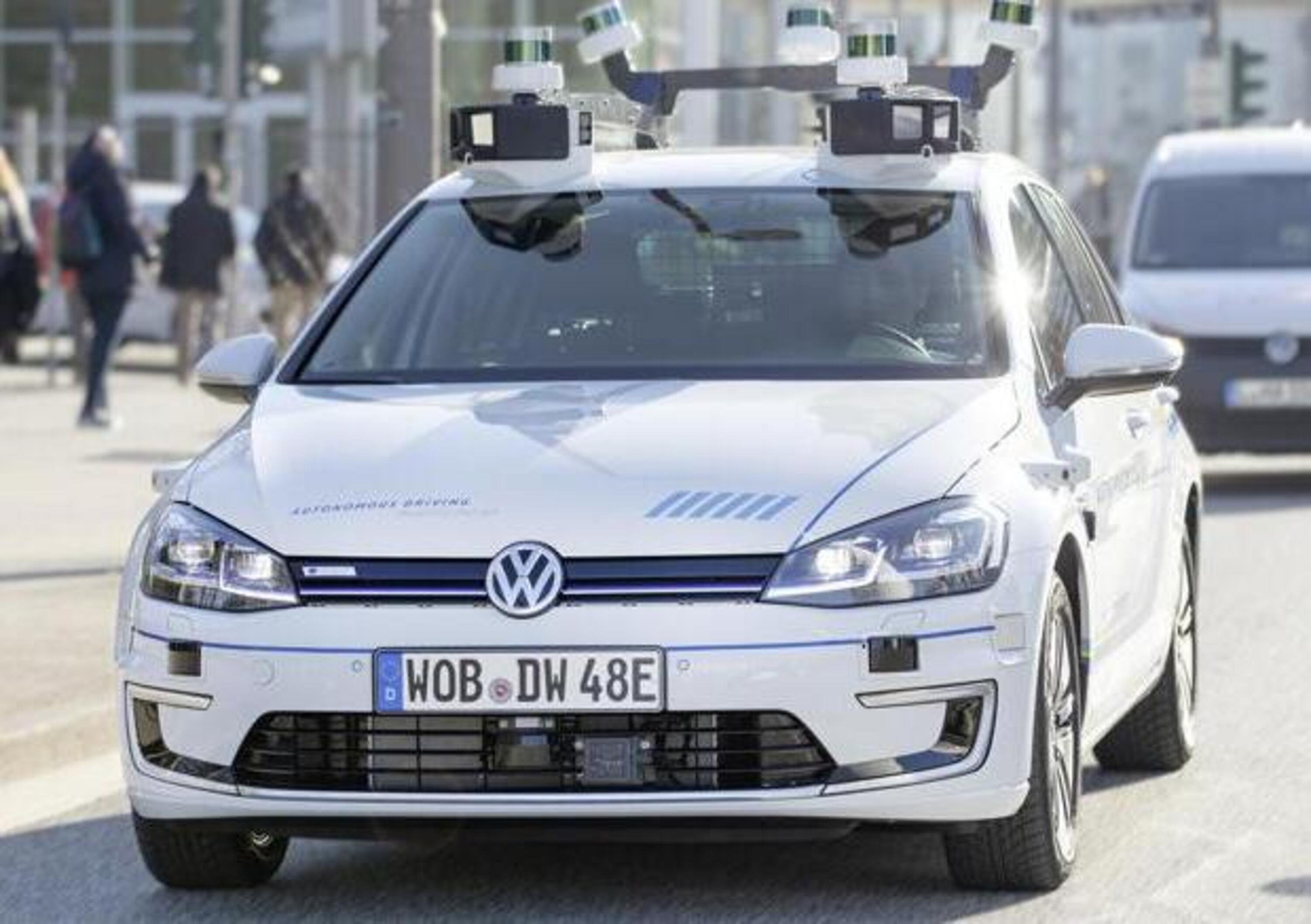 Volkswagen, al via i test per la guida autonoma di livello 4 