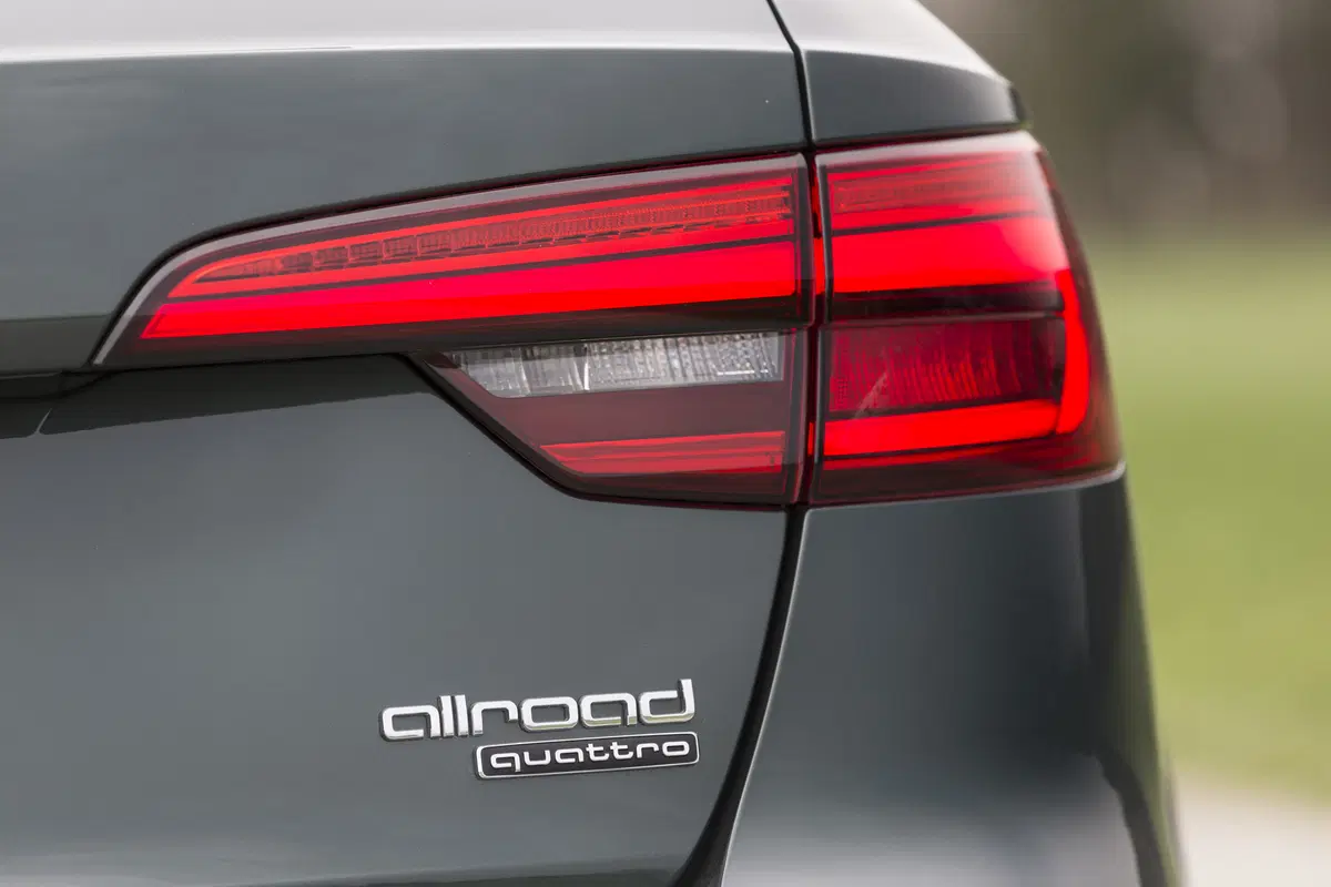 Nuova Audi A4 allroad quattro (23)