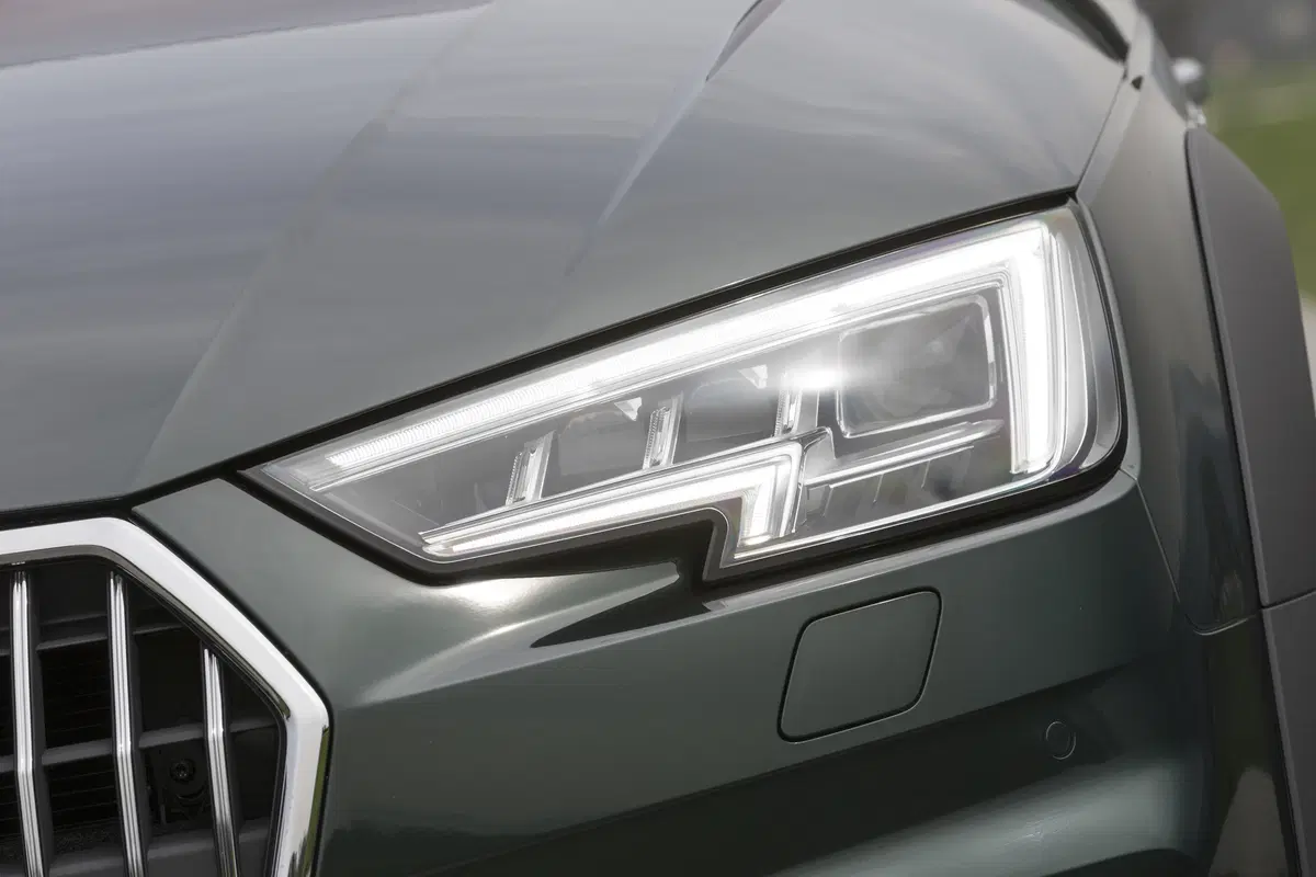 Nuova Audi A4 allroad quattro (27)
