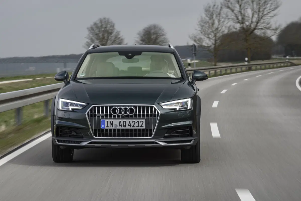 Nuova Audi A4 allroad quattro (3)