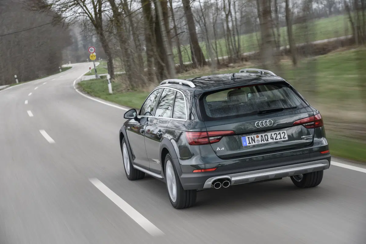 Nuova Audi A4 allroad quattro