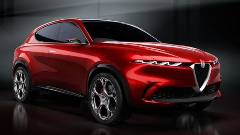 L&rsquo;Alfa Romeo Tonale &egrave; Milano: esposto al Salone del Mobile il nuovo SUV ibrido tricolore