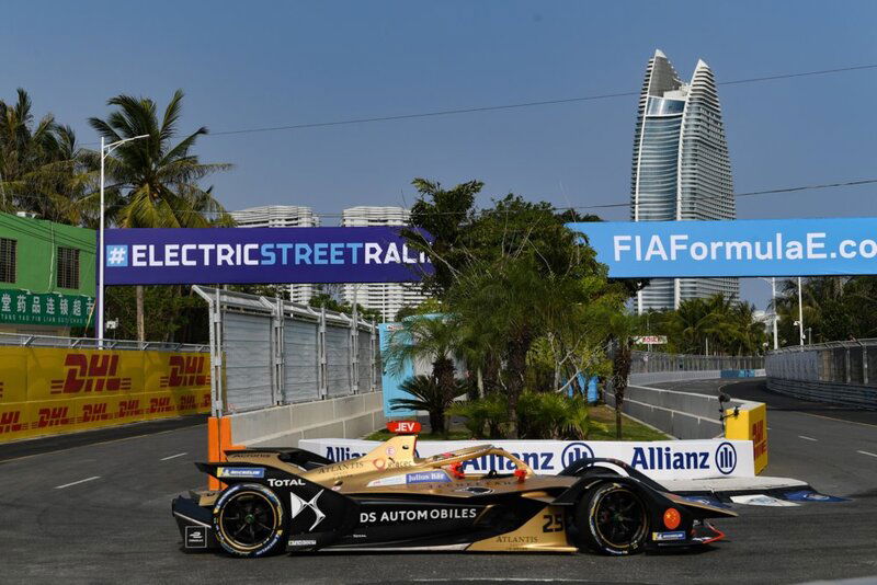 Il campione del mondo in carica, Jean-Eric Vergne, in azione su Sanya