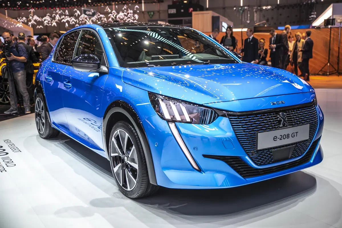 Imparato, CEO Peugeot: «Transizione verso l’elettrico con un mix di gamma ragionevole»