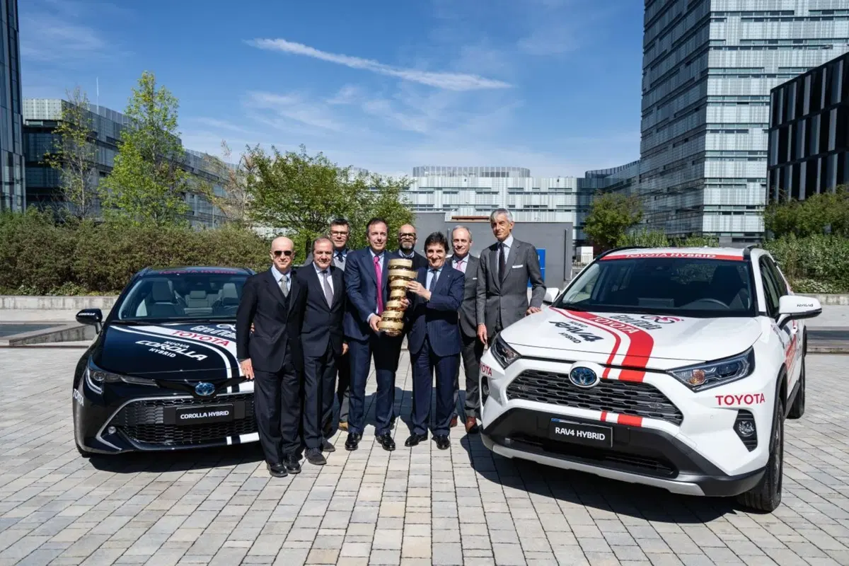 Giro d'Italia 2019: Toyota auto ufficiale (5)