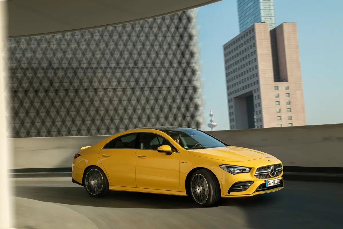 Mercedes-AMG CLA 35, debutto al Salone di New York (3)