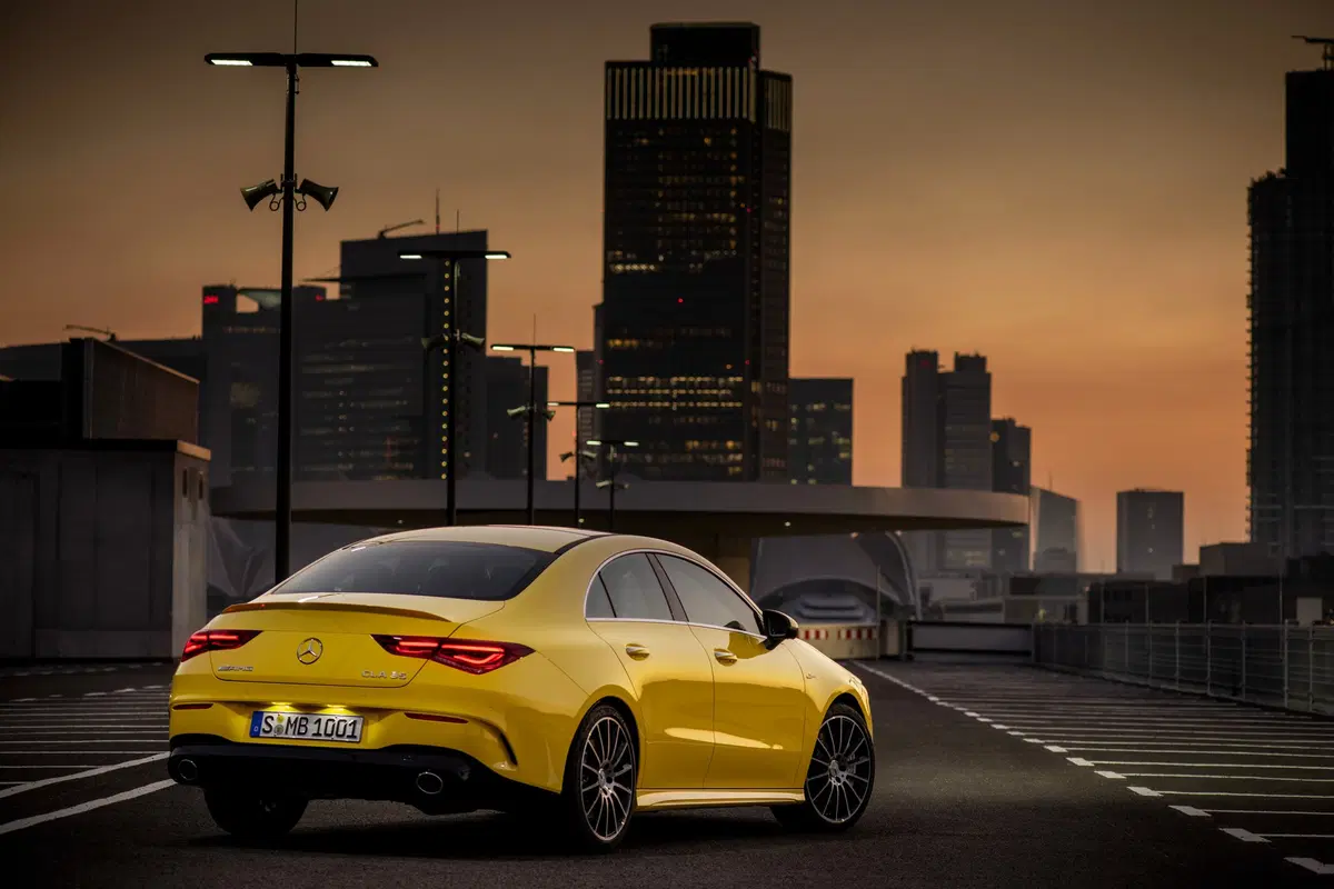Mercedes-AMG CLA 35, debutto al Salone di New York (4)
