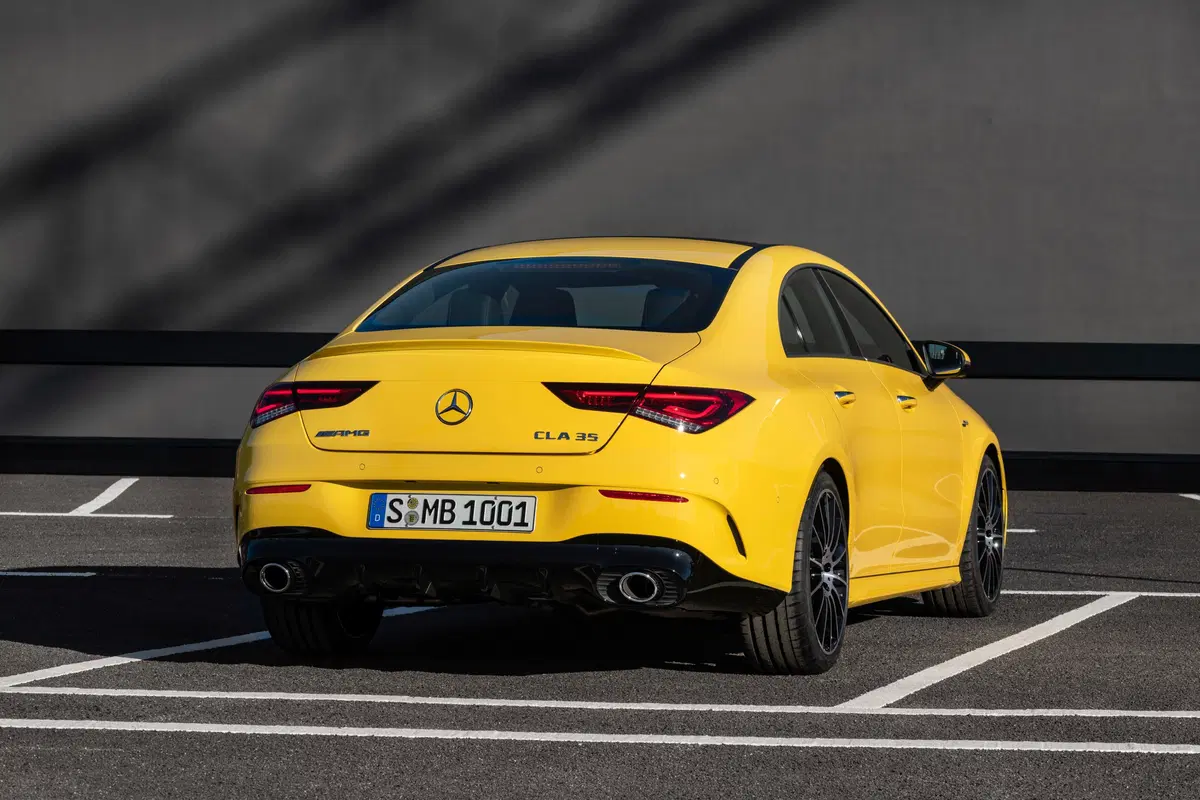 Mercedes-AMG CLA 35, debutto al Salone di New York (10)