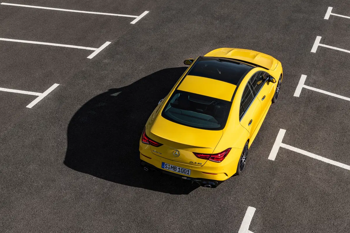 Mercedes-AMG CLA 35, debutto al Salone di New York (18)