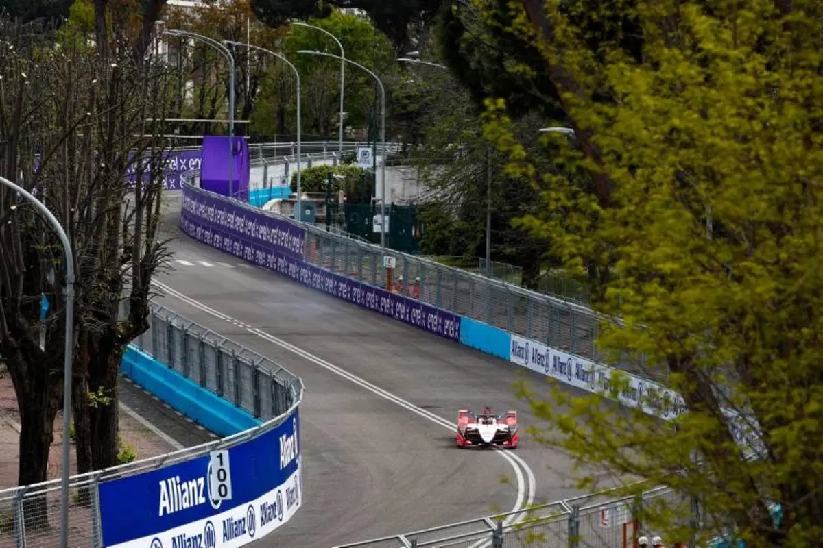 Formula E, E-Prix di Roma: pole per Lotterer (5)
