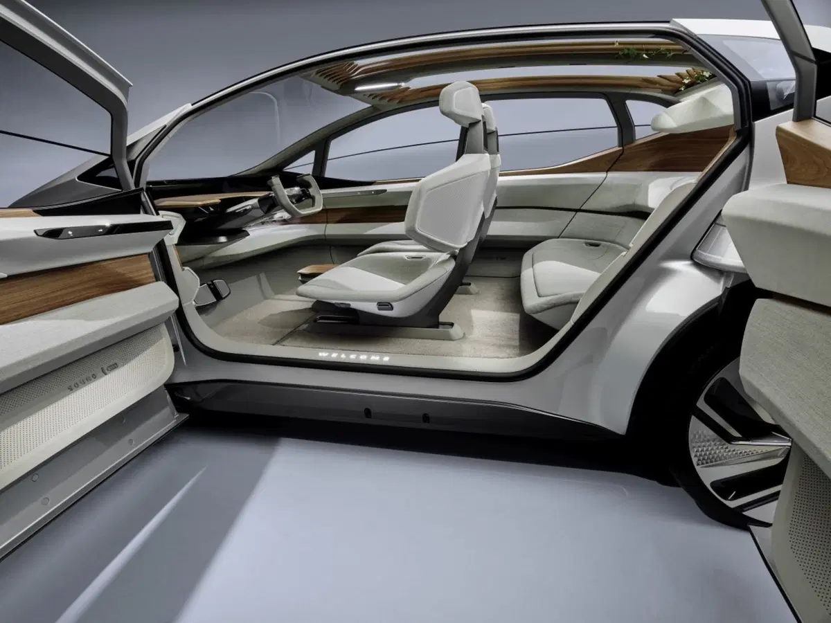 Audi AI:ME: compatta, spaziosa, autonoma (5)