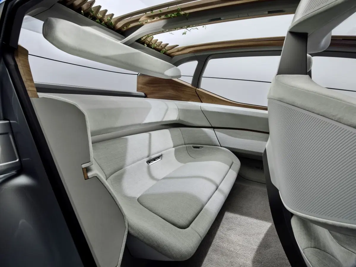 Audi AI:ME: compatta, spaziosa, autonoma (7)