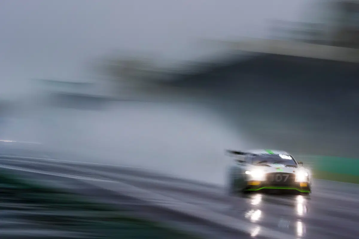 Bentley, dietro le quinte del Blancpain GT Series  (5)