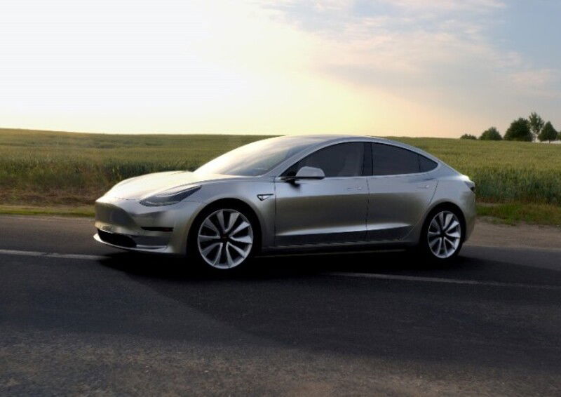 Tesla Model 3, c&#039;&egrave; chi ne prende due alla volta