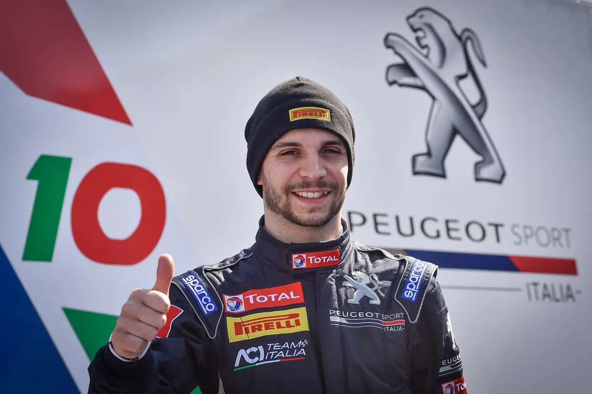 Nuova Peugeot 208R2, in arrivo la 208 per i rally (11)